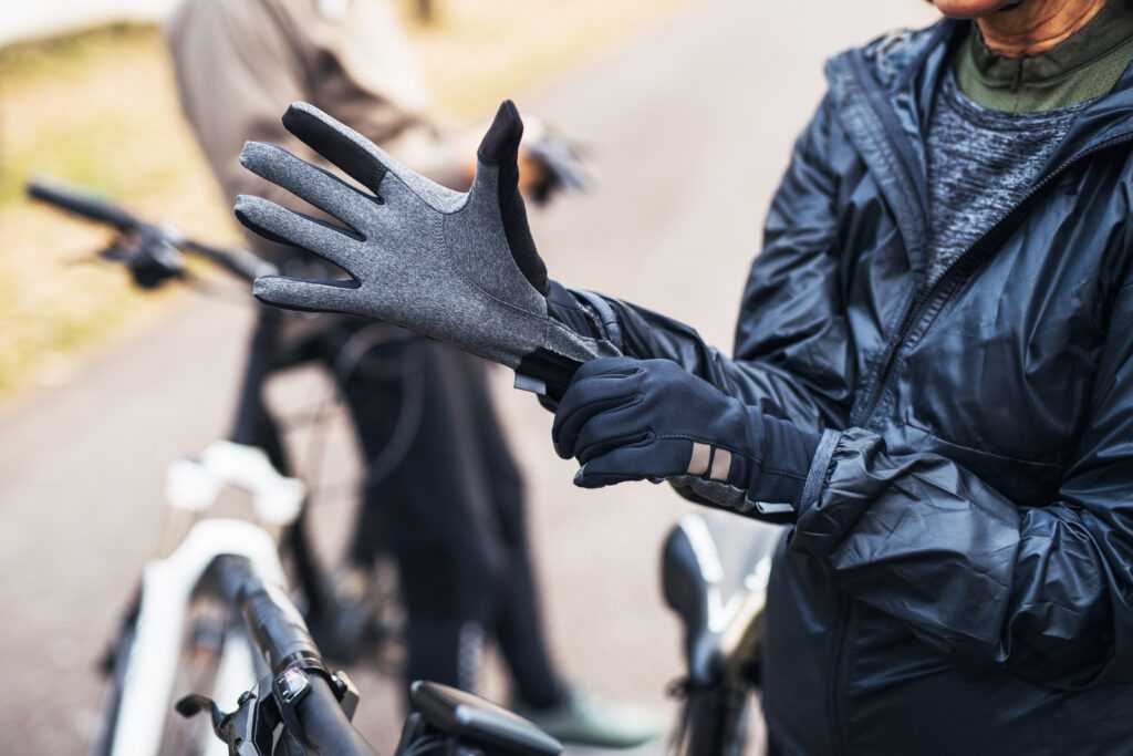 Why the Right Winter Cycling Gloves Can Make or Break Your Ride